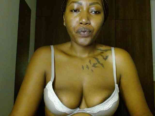 Prety-chocolatte webcam