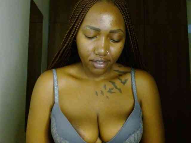 Prety-chocolatte webcam