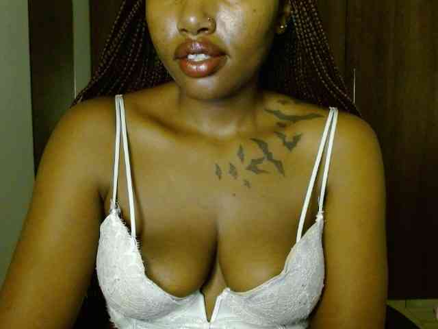 Prety-chocolatte webcam