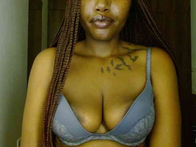 Prety-chocolatte webcam