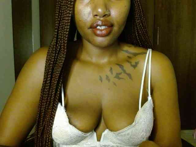 Prety-chocolatte webcam