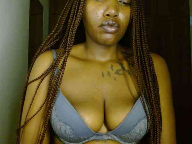 Prety-chocolatte webcam