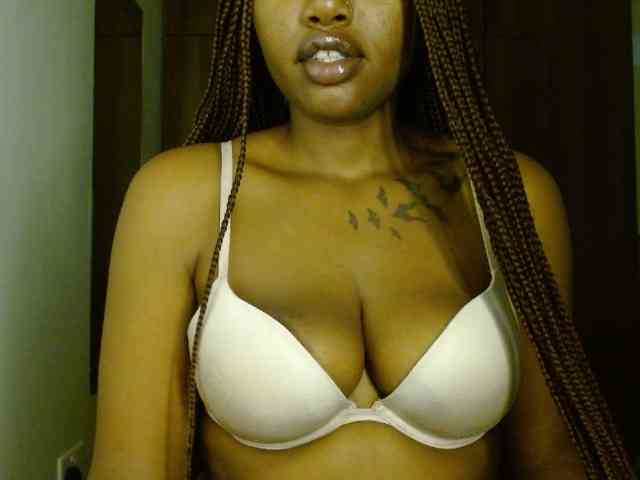 Prety-chocolatte webcam