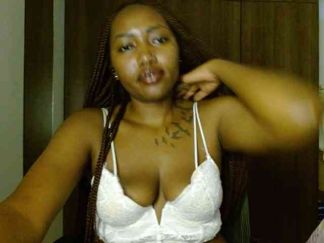 Prety-chocolatte webcam