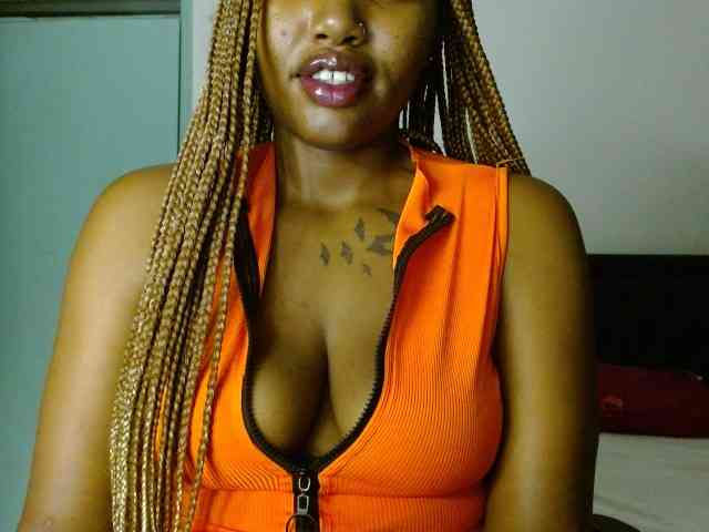 Prety-chocolatte webcam