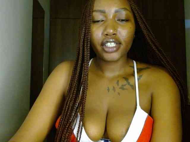 Prety-chocolatte webcam