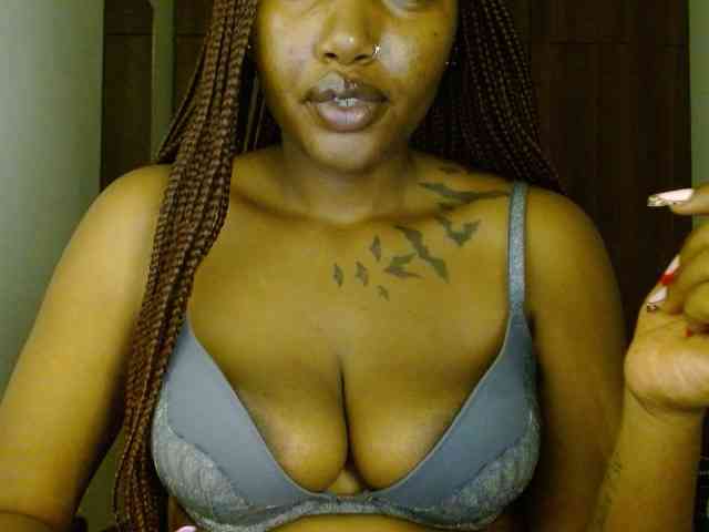 Prety-chocolatte webcam