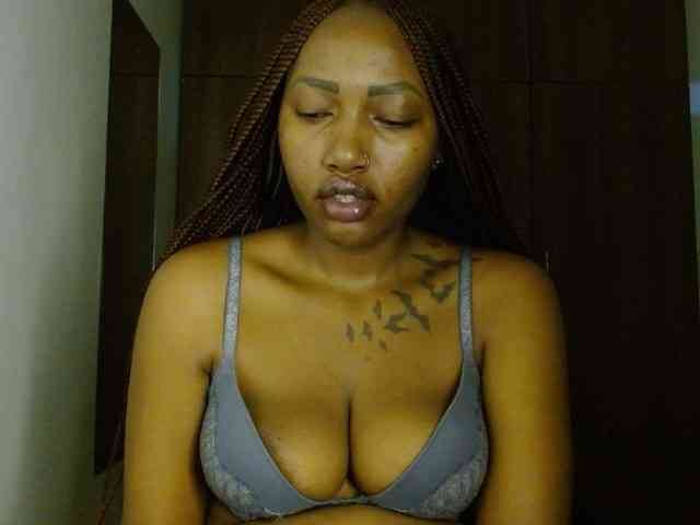 Prety-chocolatte webcam