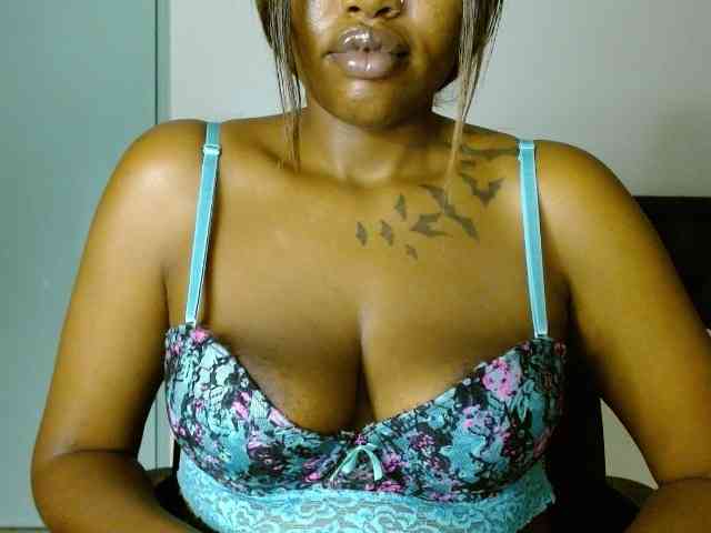 Prety-chocolatte webcam