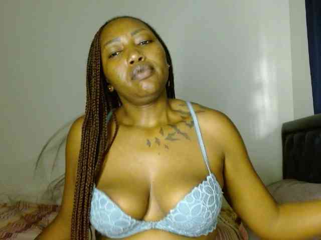 Prety-chocolatte webcam