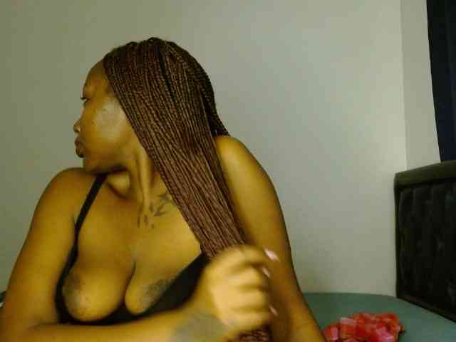 Prety-chocolatte webcam