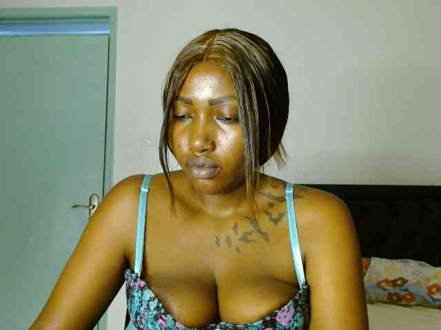 Prety-chocolatte webcam