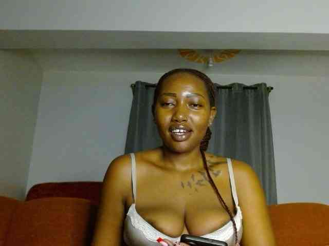 Prety-chocolatte webcam