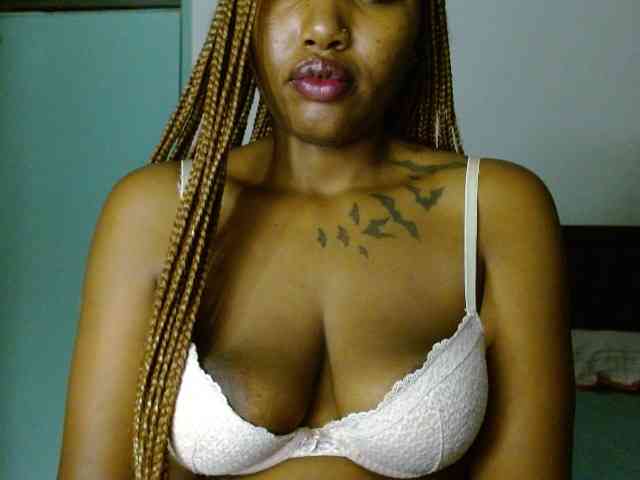 Prety-chocolatte webcam