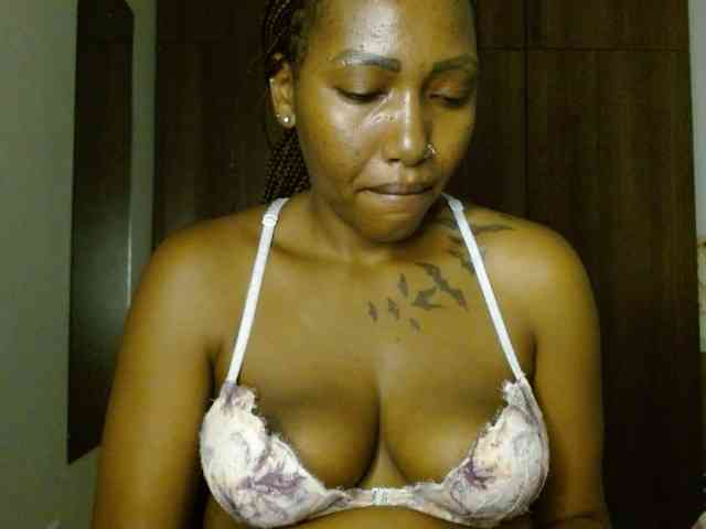 Prety-chocolatte webcam