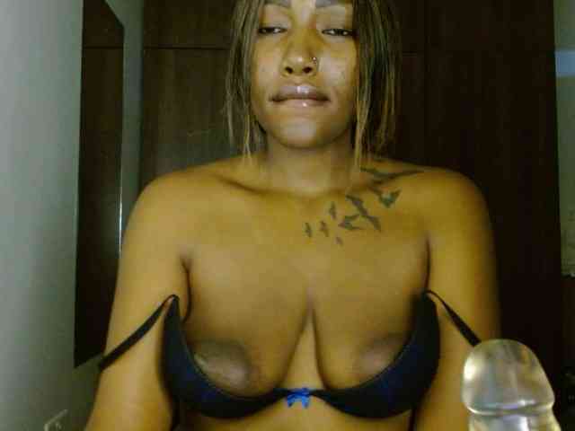 Prety-chocolatte webcam