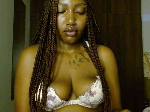 Prety-chocolatte webcam