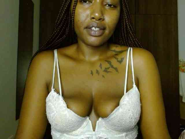 Prety-chocolatte webcam