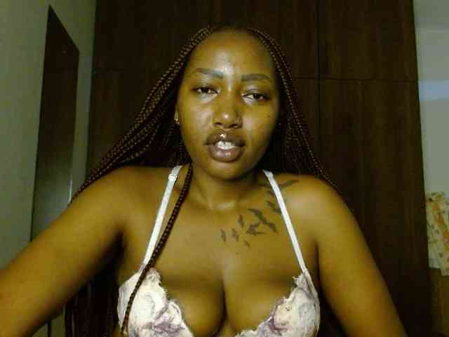 Prety-chocolatte webcam