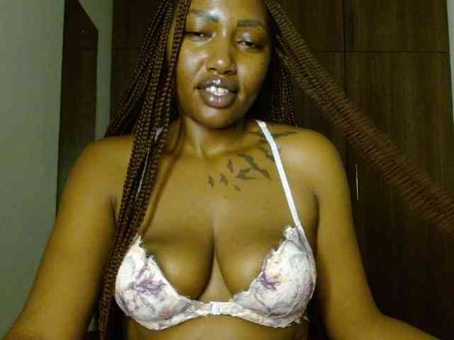 Prety-chocolatte webcam