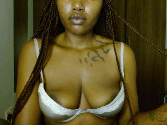 Prety-chocolatte webcam