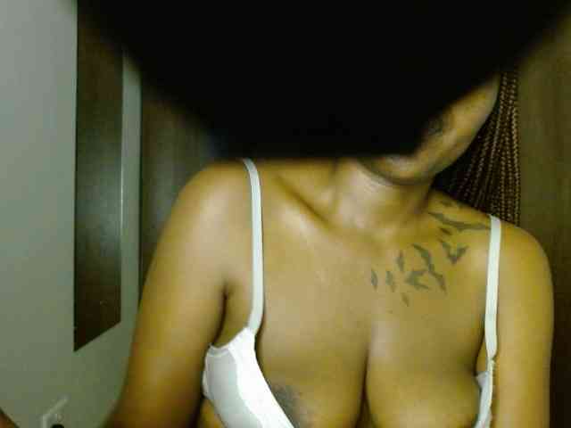 Prety-chocolatte webcam