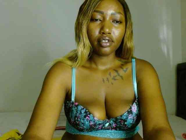 Prety-chocolatte webcam