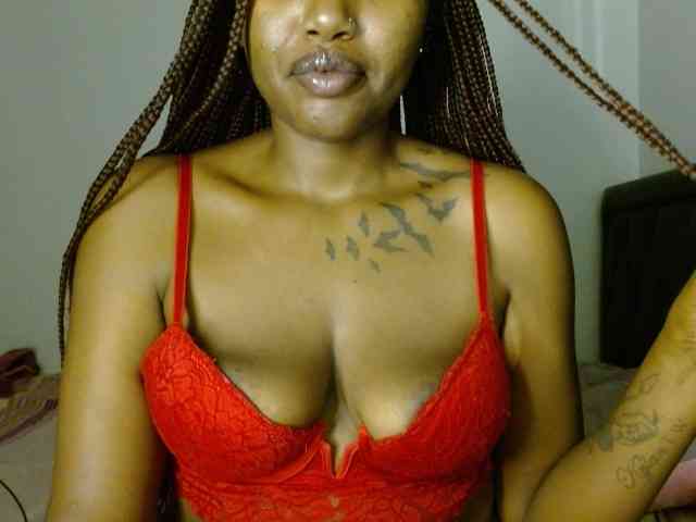 Prety-chocolatte webcam