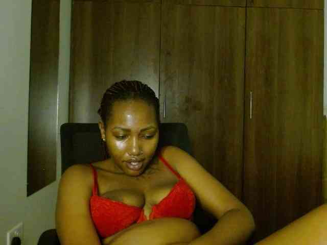 Prety-chocolatte webcam