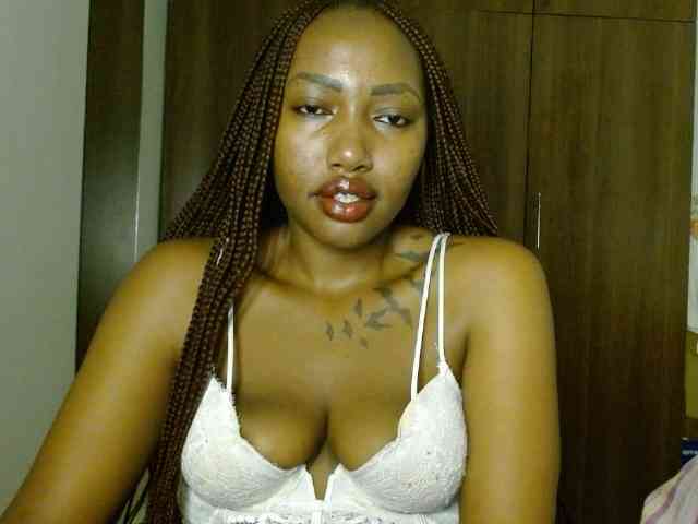 Prety-chocolatte webcam