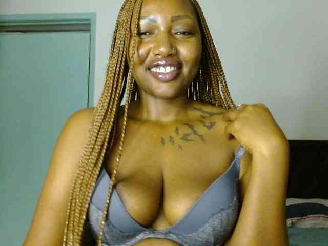 Prety-chocolatte webcam