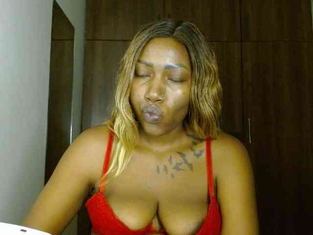 Prety-chocolatte webcam