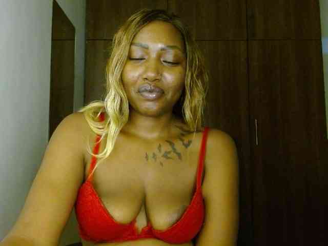 Prety-chocolatte webcam