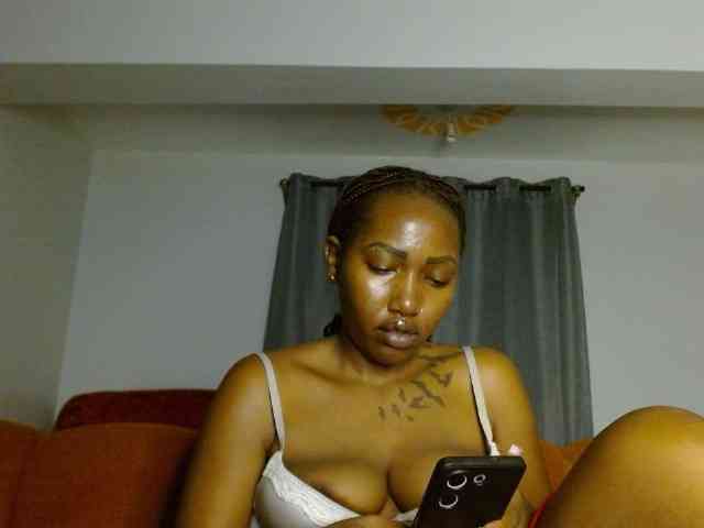 Prety-chocolatte webcam