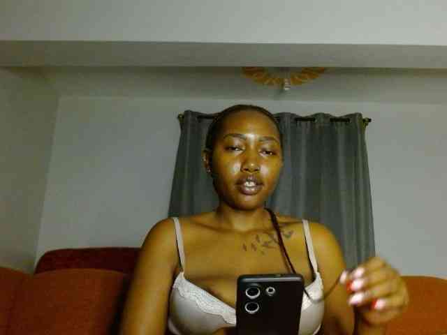 Prety-chocolatte webcam