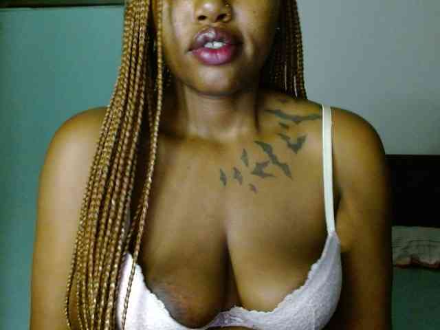 Prety-chocolatte webcam