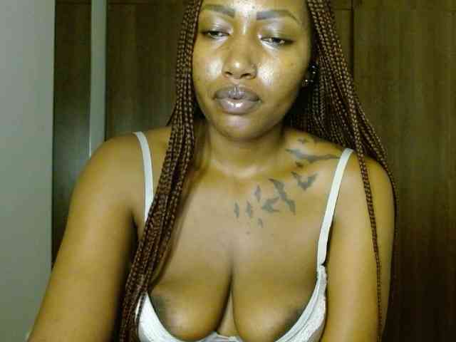 Prety-chocolatte webcam