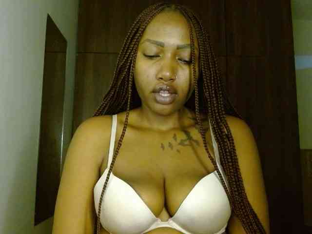 Prety-chocolatte webcam