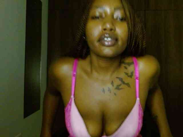 Prety-chocolatte webcam