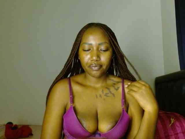 Prety-chocolatte webcam