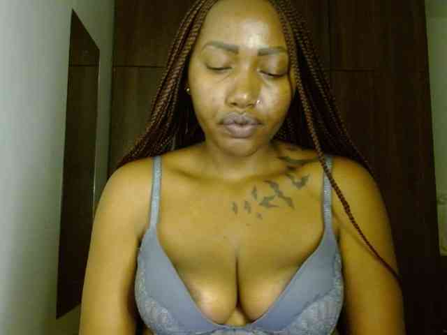 Prety-chocolatte webcam