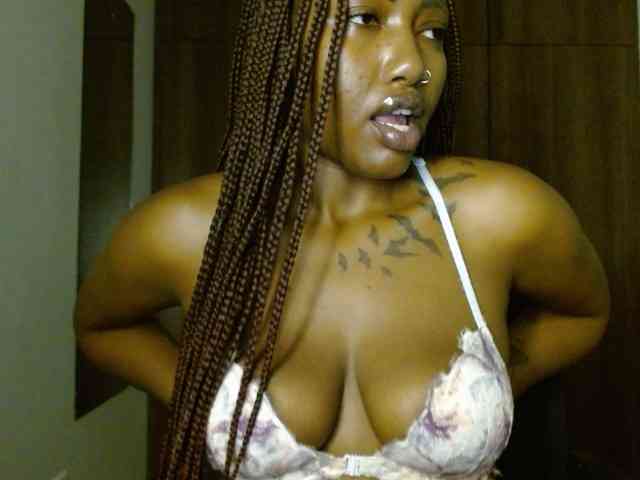 Prety-chocolatte webcam