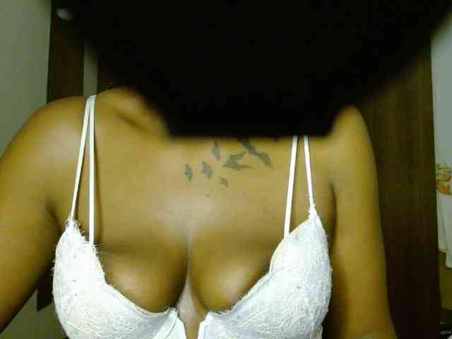 Prety-chocolatte webcam