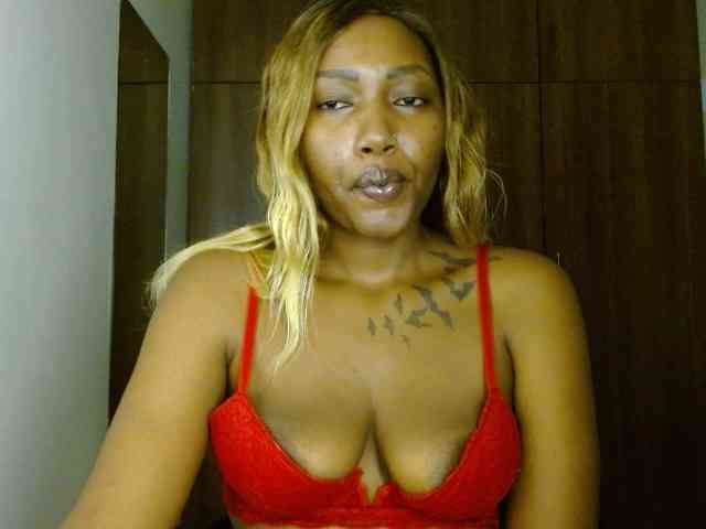 Prety-chocolatte webcam