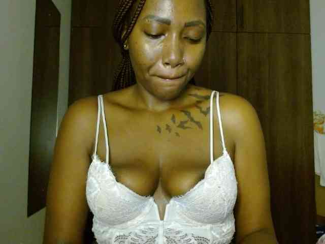 Prety-chocolatte webcam