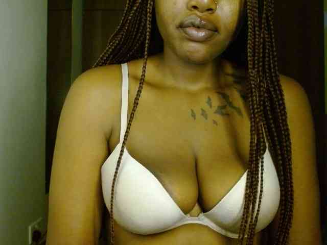 Prety-chocolatte webcam