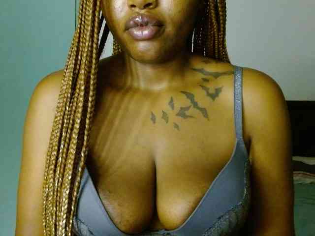 Prety-chocolatte webcam