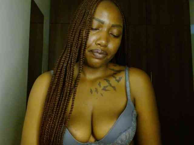 Prety-chocolatte webcam