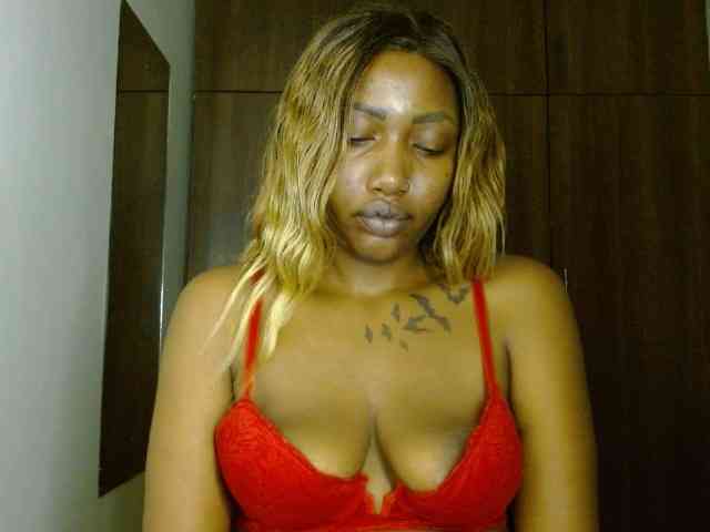 Prety-chocolatte webcam