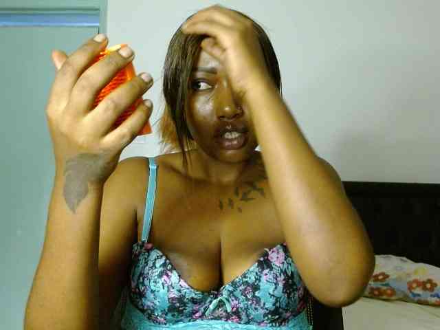 Prety-chocolatte webcam